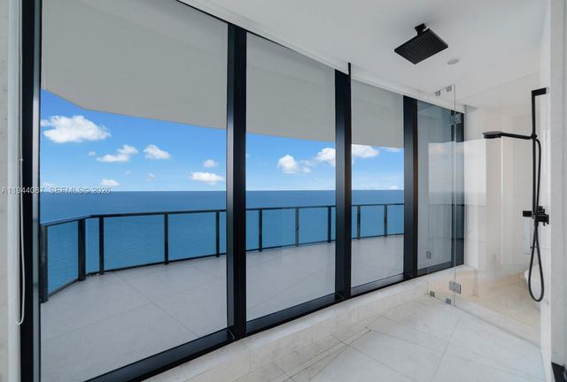 18555 Collins Ave 5201, Sunny Isles Beach, FL 33160