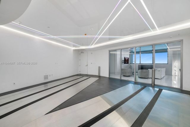 18555 Collins Ave 5201, Sunny Isles Beach, FL 33160