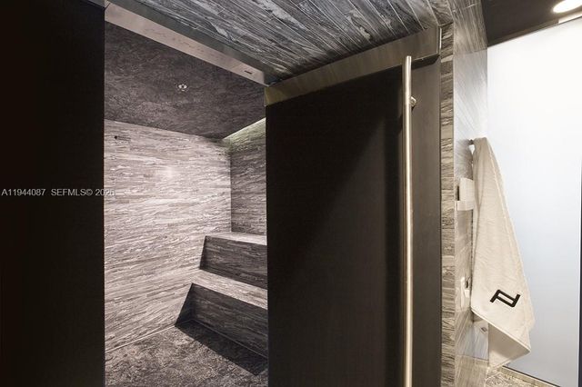 18555 Collins Ave 5201, Sunny Isles Beach, FL 33160