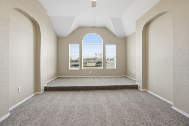 704 Rolling Hills Lane, Desoto, TX 75115