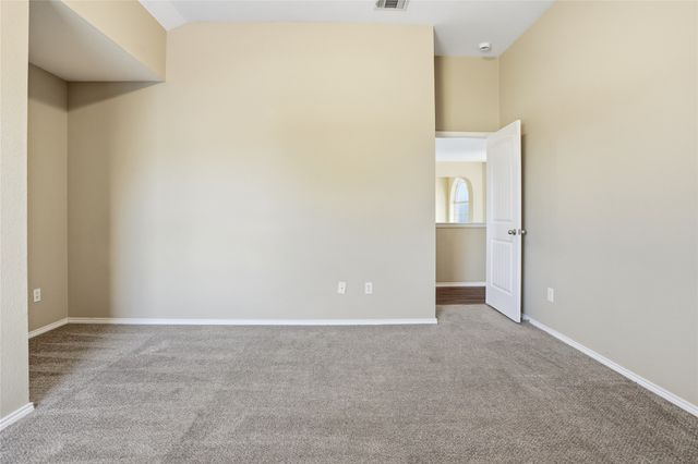 704 Rolling Hills Lane, Desoto, TX 75115