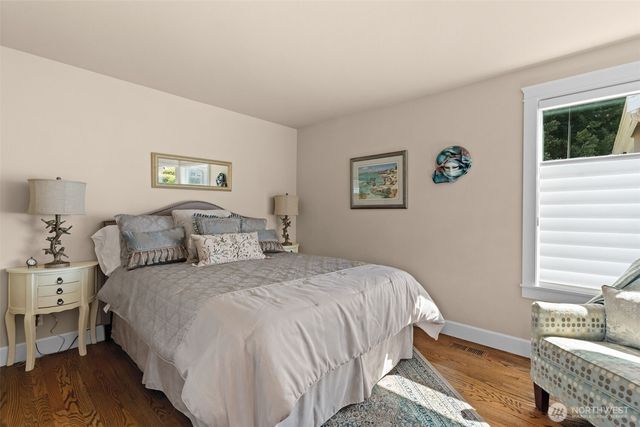 6744 Port Lane, Gig Harbor, WA 98335