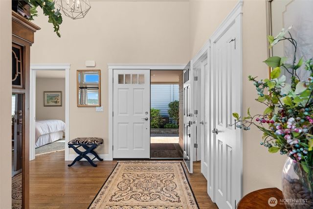 6744 Port Lane, Gig Harbor, WA 98335