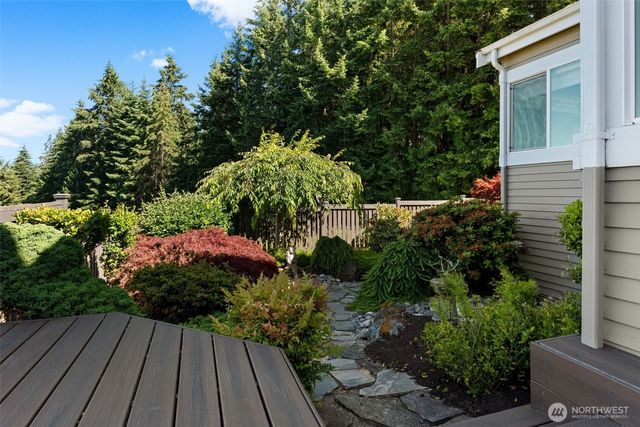 6744 Port Lane, Gig Harbor, WA 98335
