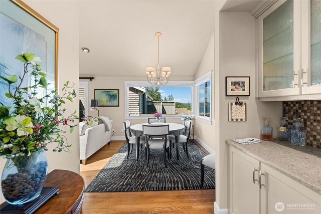 6744 Port Lane, Gig Harbor, WA 98335