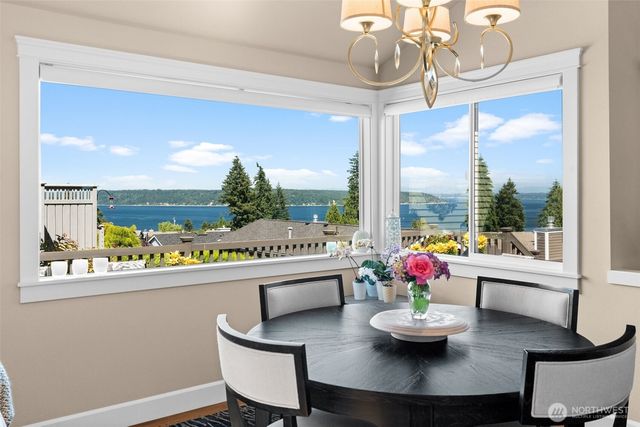 6744 Port Lane, Gig Harbor, WA 98335