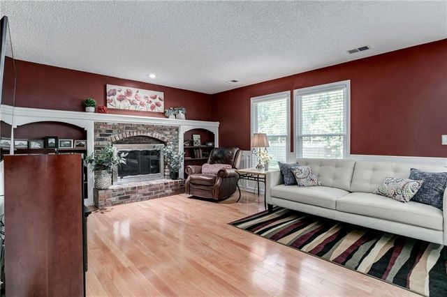 6418 Anderson Street, Shawnee, KS 66226