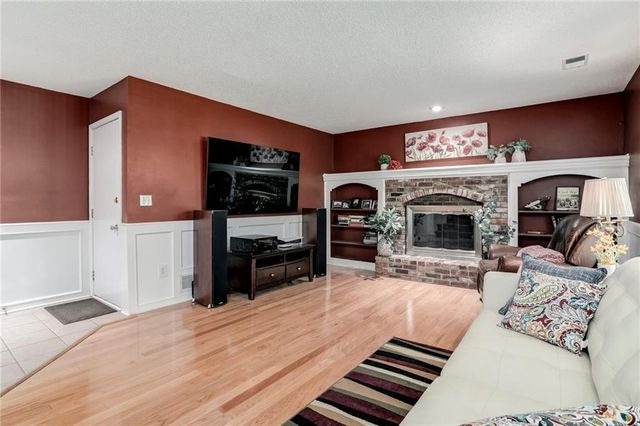 6418 Anderson Street, Shawnee, KS 66226