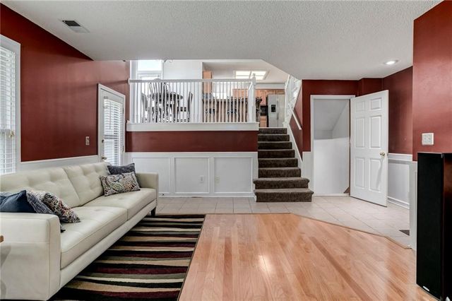 6418 Anderson Street, Shawnee, KS 66226