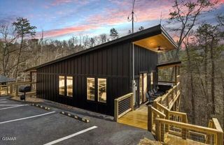 - Stepping Stone Road, Sevierville, TN 37862