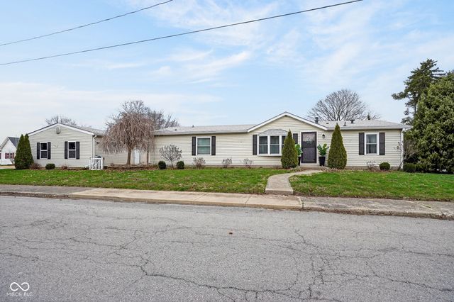 312 E 10th Street, Lapel, IN 46051