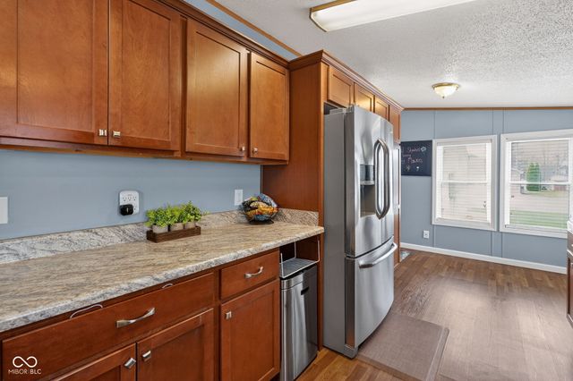 312 E 10th Street, Lapel, IN 46051