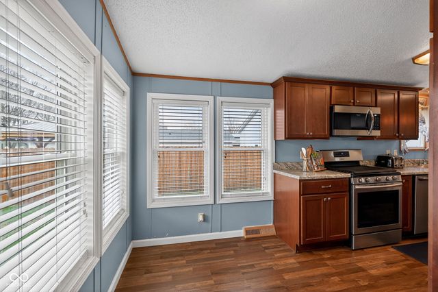 312 E 10th Street, Lapel, IN 46051