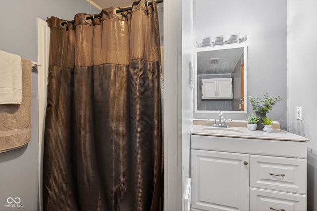 312 E 10th Street, Lapel, IN 46051