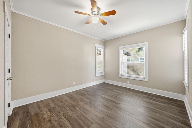 3333 Meadowbrook Drive, Fort Worth, TX 76103
