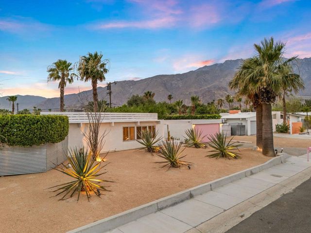 483 E Francis Drive, Palm Springs, CA 92262