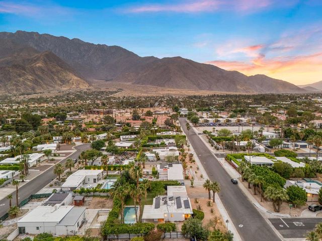 483 E Francis Drive, Palm Springs, CA 92262