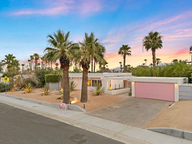 483 E Francis Drive, Palm Springs, CA 92262