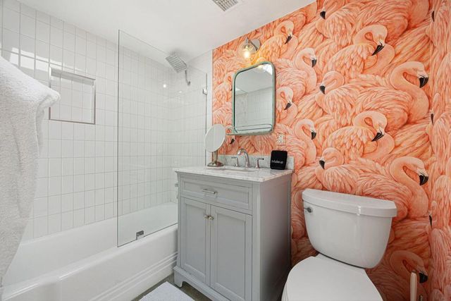 483 E Francis Drive, Palm Springs, CA 92262