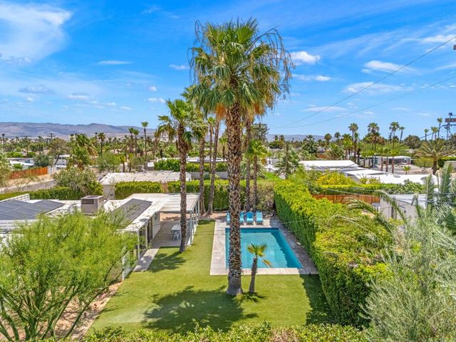483 E Francis Drive, Palm Springs, CA 92262