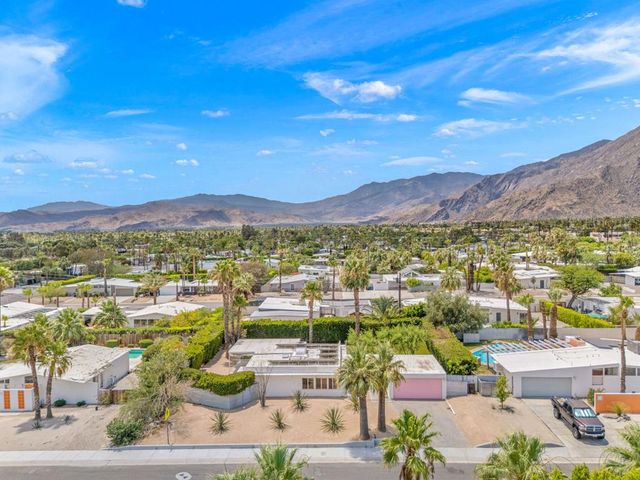 483 E Francis Drive, Palm Springs, CA 92262