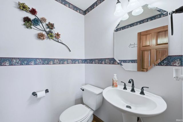 11016 Rupert Road, Harlan, IN 46743