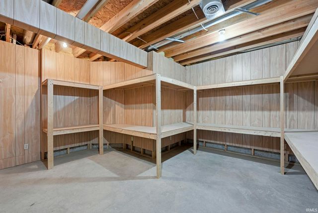 11016 Rupert Road, Harlan, IN 46743