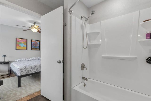 208 Skyloop DR, Austin, TX 78745