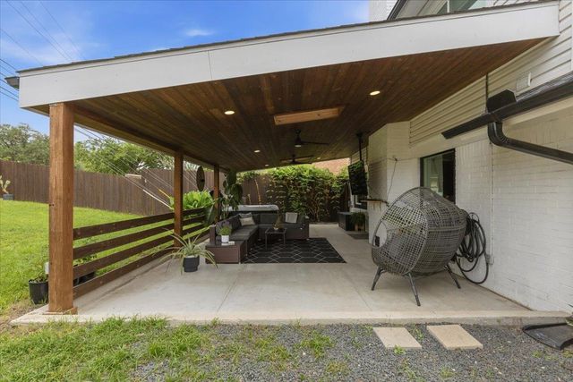 208 Skyloop DR, Austin, TX 78745