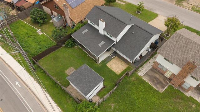 208 Skyloop DR, Austin, TX 78745