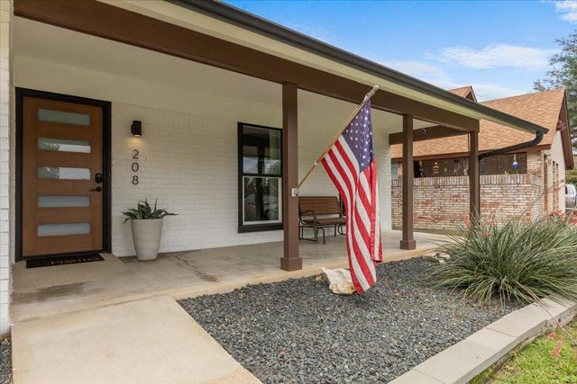208 Skyloop DR, Austin, TX 78745