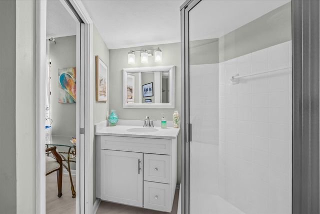 2069 NE Collins Circle 7-50, Jensen Beach, FL 34957