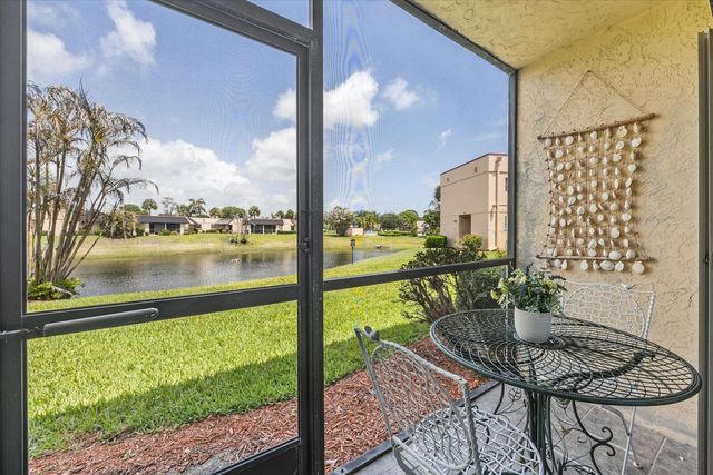 2069 NE Collins Circle 7-50, Jensen Beach, FL 34957