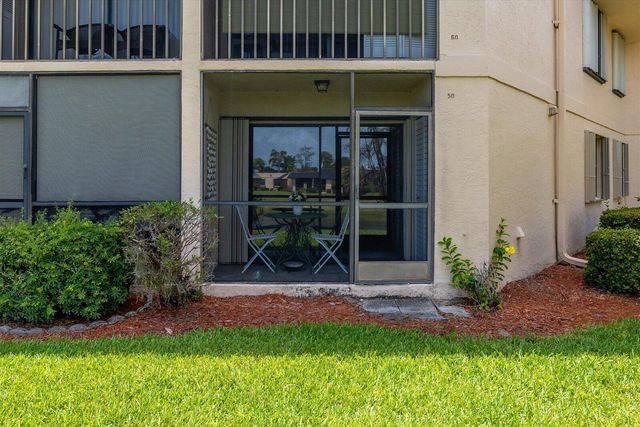 2069 NE Collins Circle 7-50, Jensen Beach, FL 34957