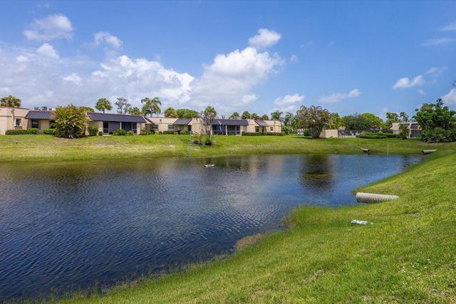 2069 NE Collins Circle 7-50, Jensen Beach, FL 34957