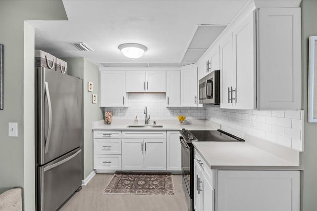 2069 NE Collins Circle 7-50, Jensen Beach, FL 34957