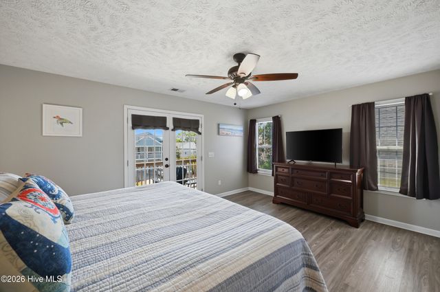 410 Greenville Avenue Unit A, Carolina Beach, NC 28428