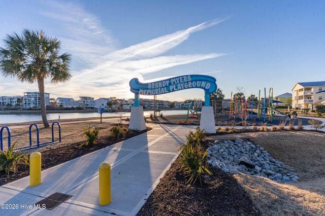 410 Greenville Avenue Unit A, Carolina Beach, NC 28428