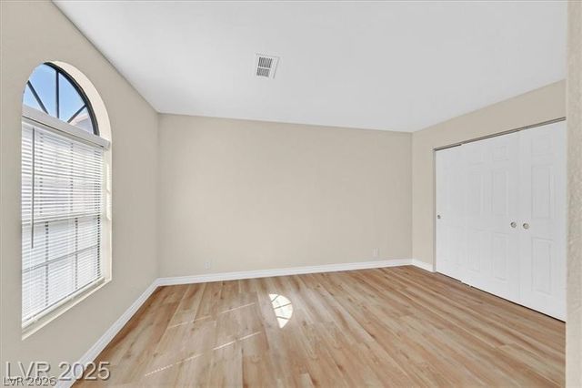 4050 Pacific Harbors Drive 208, Las Vegas, NV 89121