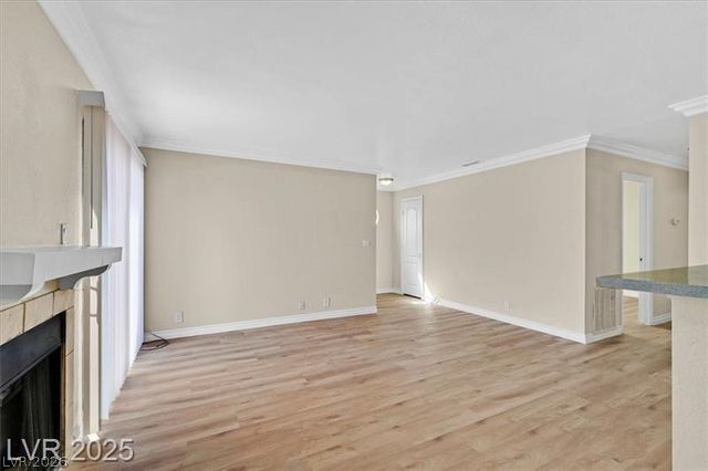 4050 Pacific Harbors Drive 208, Las Vegas, NV 89121