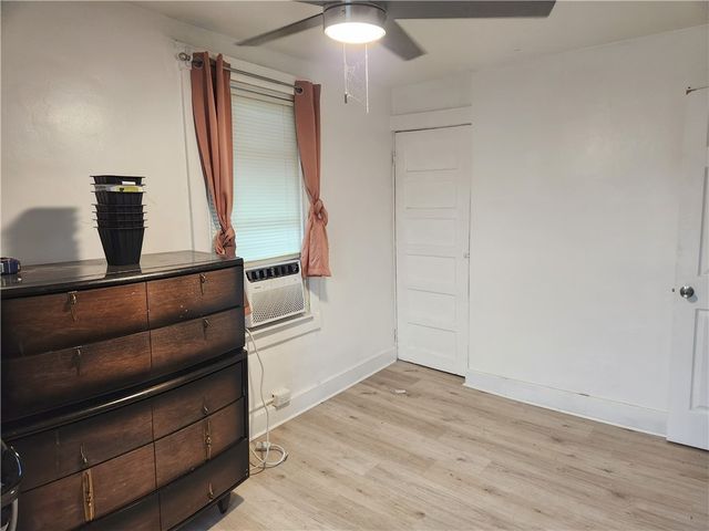 150 Overland, Duquesne, PA 15110