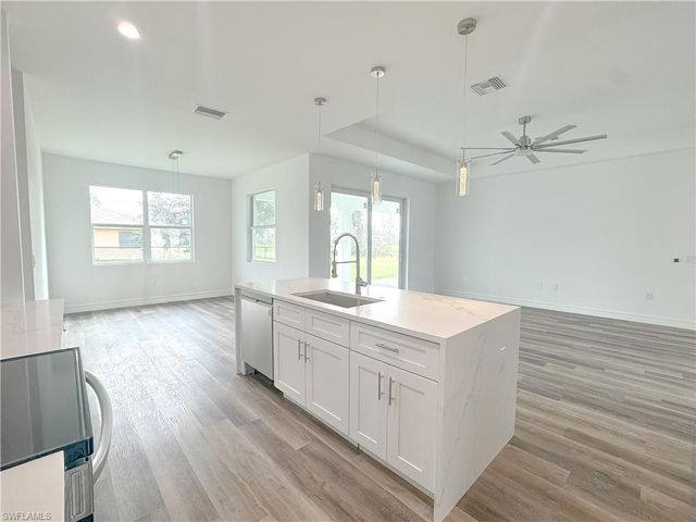 2823 NW 23rd AVE, Cape Coral, FL 33993