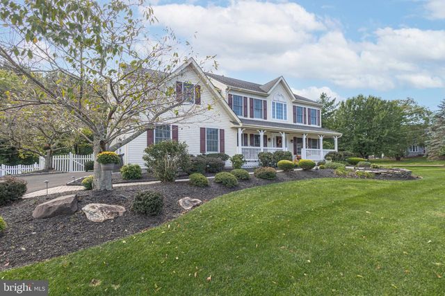 7 MUSTANG CT, Southampton, PA 18966