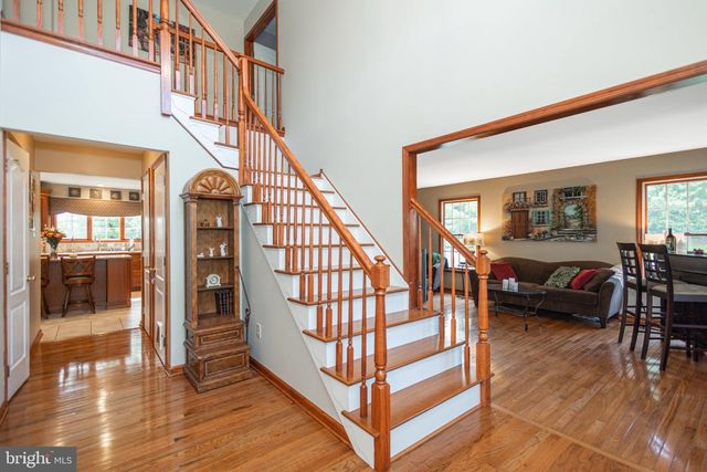 7 MUSTANG CT, Southampton, PA 18966