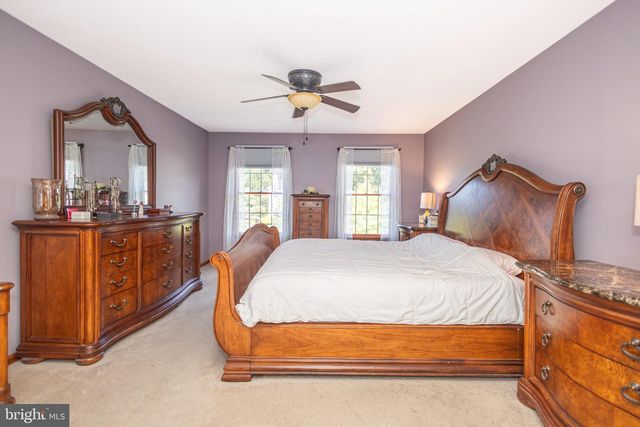 7 MUSTANG CT, Southampton, PA 18966