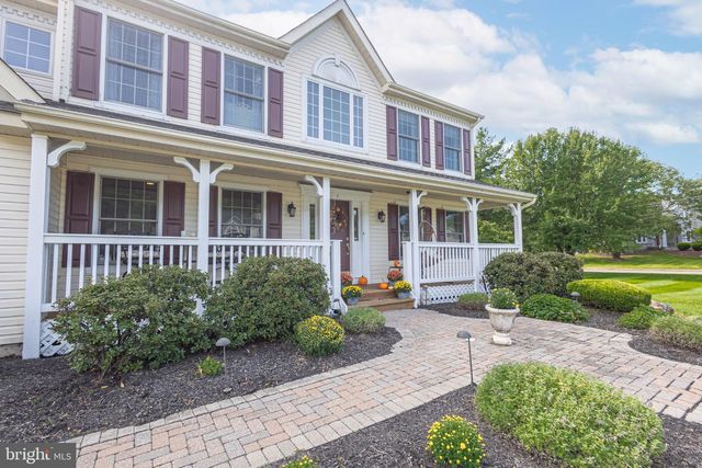 7 MUSTANG CT, Southampton, PA 18966