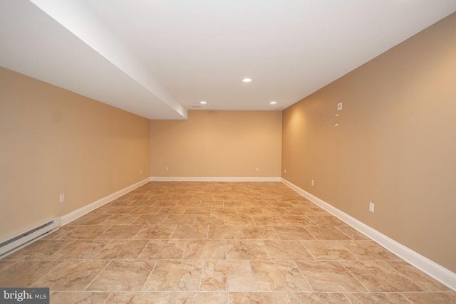 7 MUSTANG CT, Southampton, PA 18966