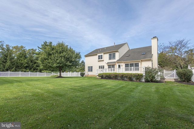 7 MUSTANG CT, Southampton, PA 18966