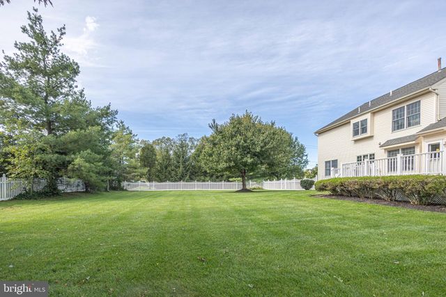 7 MUSTANG CT, Southampton, PA 18966
