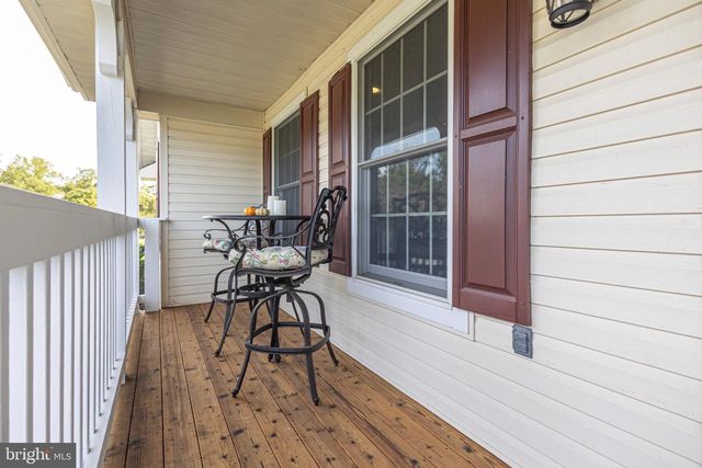 7 MUSTANG CT, Southampton, PA 18966